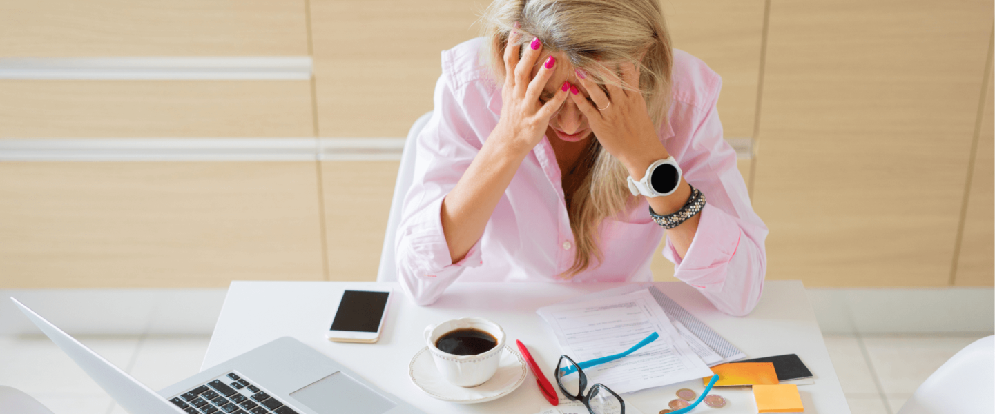 A women researching how to improve a 583 credit score.