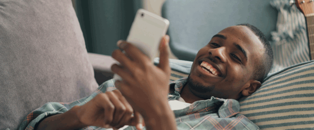 A man researching what a 770 credit score means.